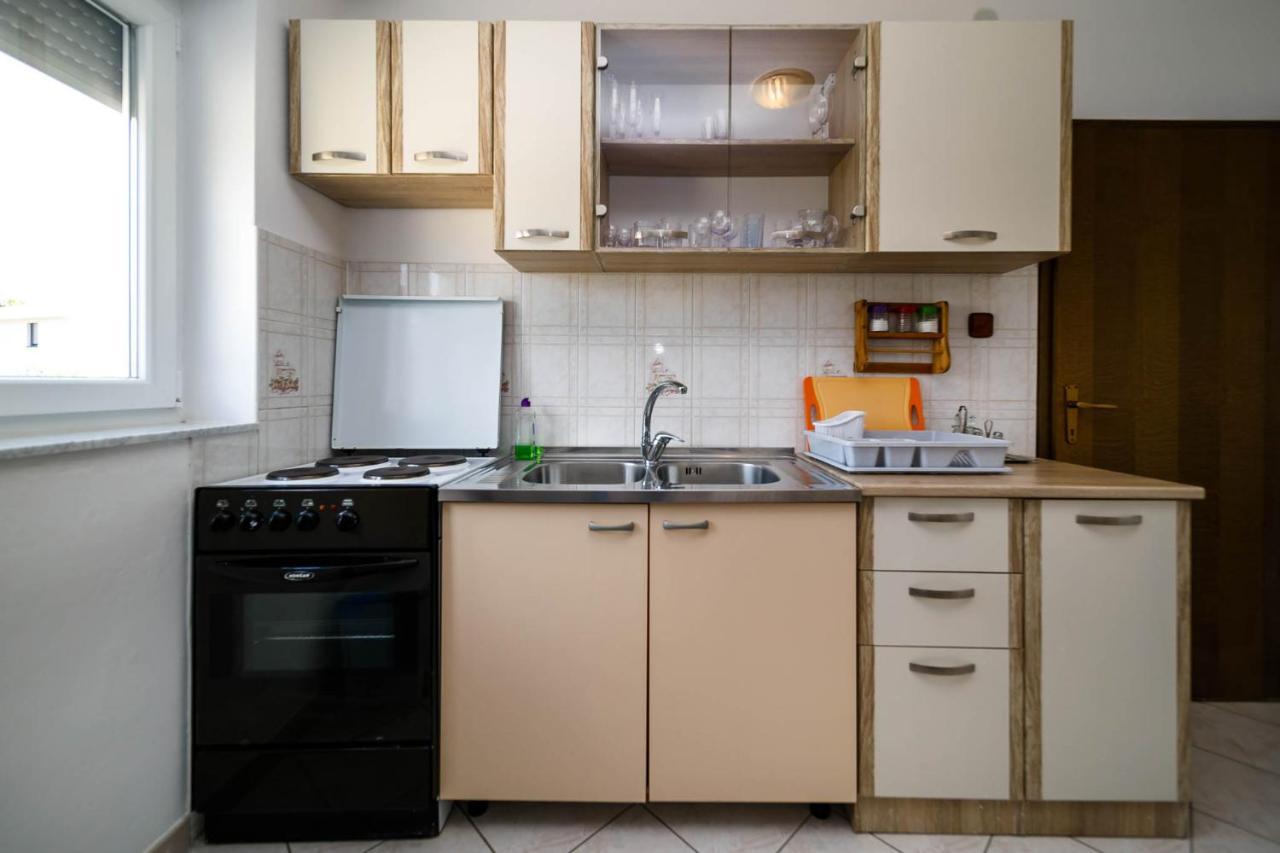 Apartments Mate Balote 54 Крк Экстерьер фото