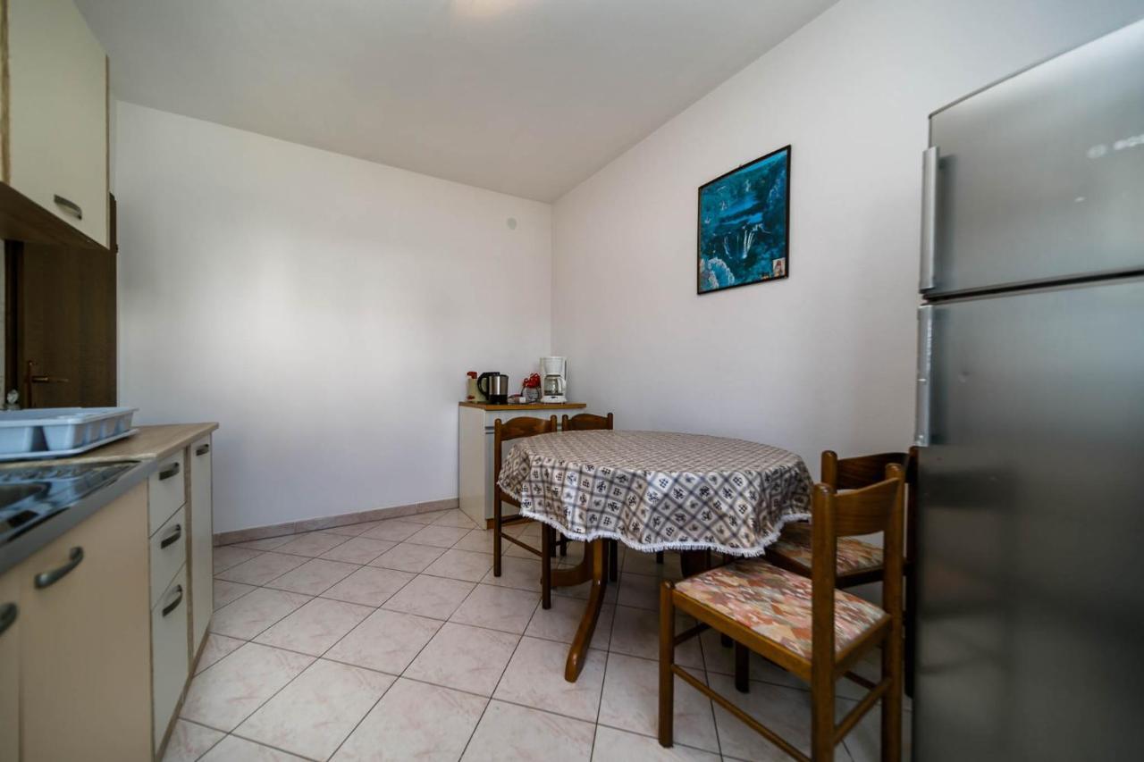 Apartments Mate Balote 54 Крк Экстерьер фото