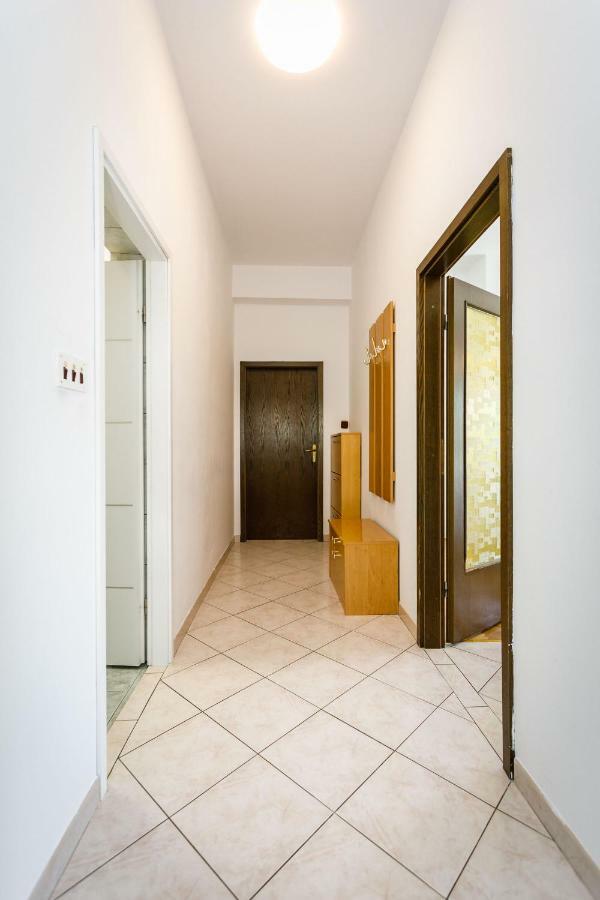 Apartments Mate Balote 54 Крк Экстерьер фото